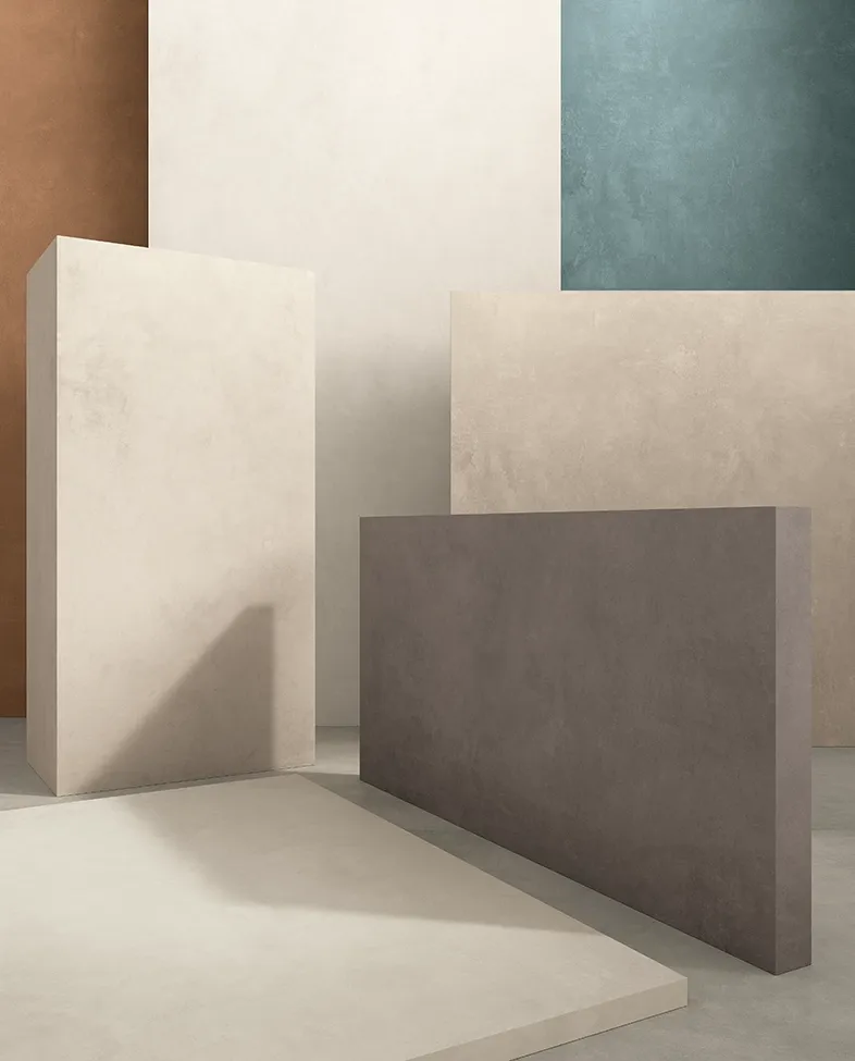 Dalles en grès cérame mat aux tons neutres présentant la texture douce et non réfléchissante de différentes finitions mates