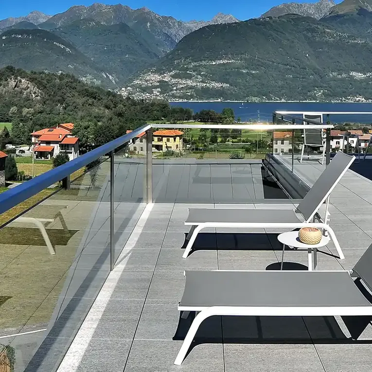 Rainbow Lake Apartements - Colico (LC), Italy