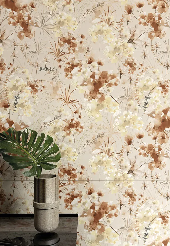 Wand dekoriert mit floralen Fliesen, Kollektion Journey, Version Watercolor.