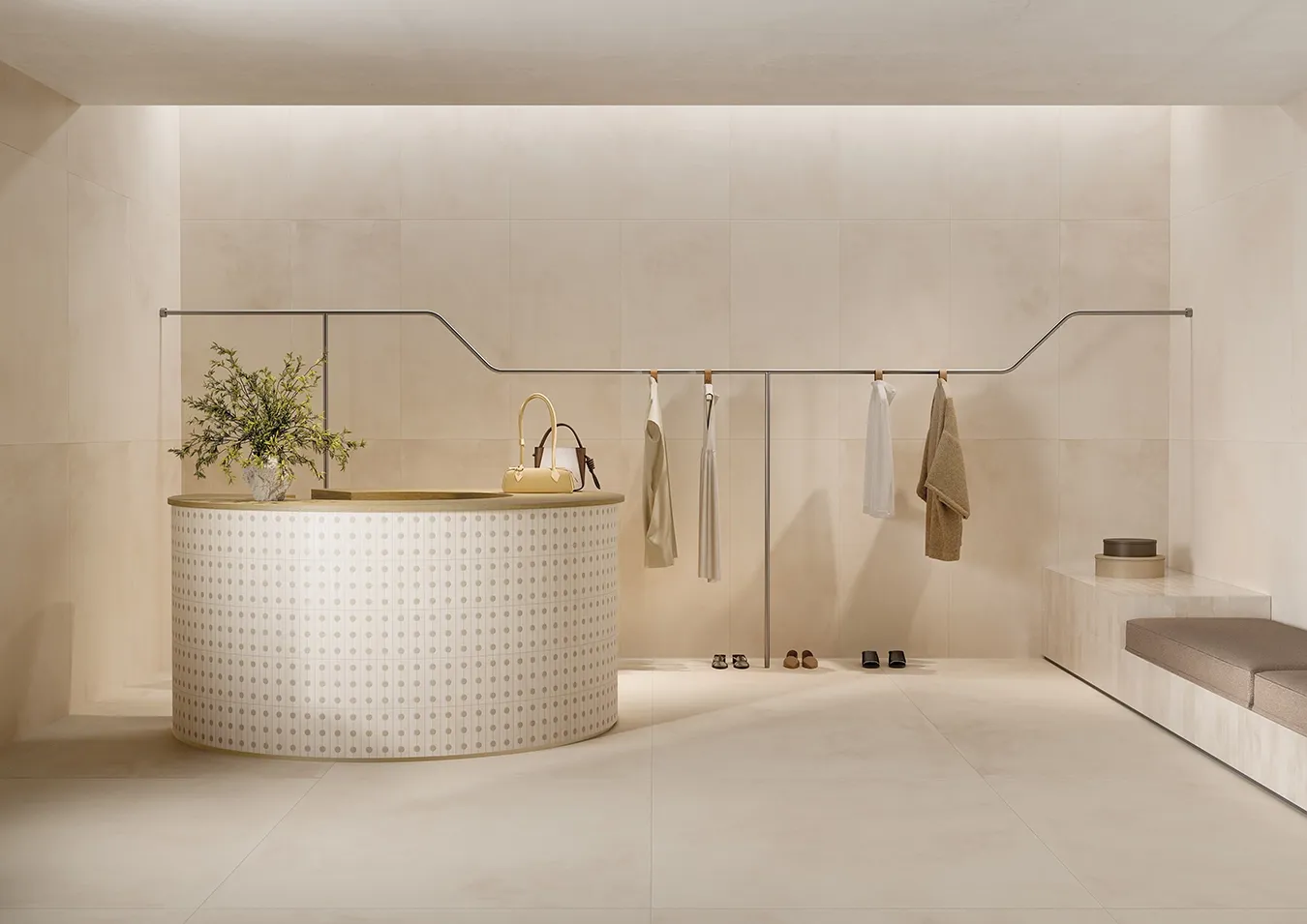 Baldosas de suelo R9 beige en un espacio comercial contemporáneo y refinado