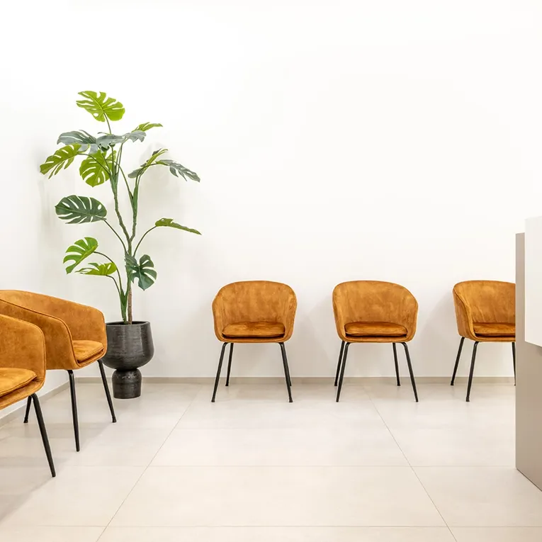 Studio Dentistico - Modena, Italia